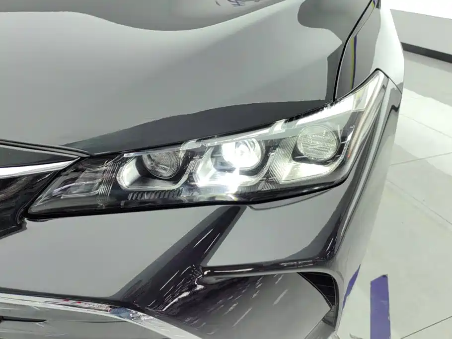 Toyota Avalon — фото 5