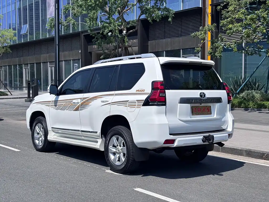 Toyota Prado (Import) — фото 4
