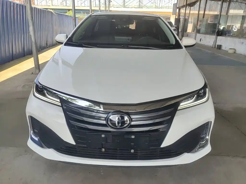 Toyota Allion — фото 3