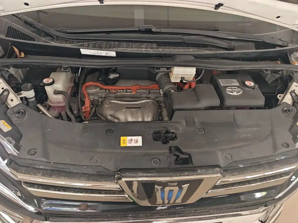 Toyota Vellfire — фото 20