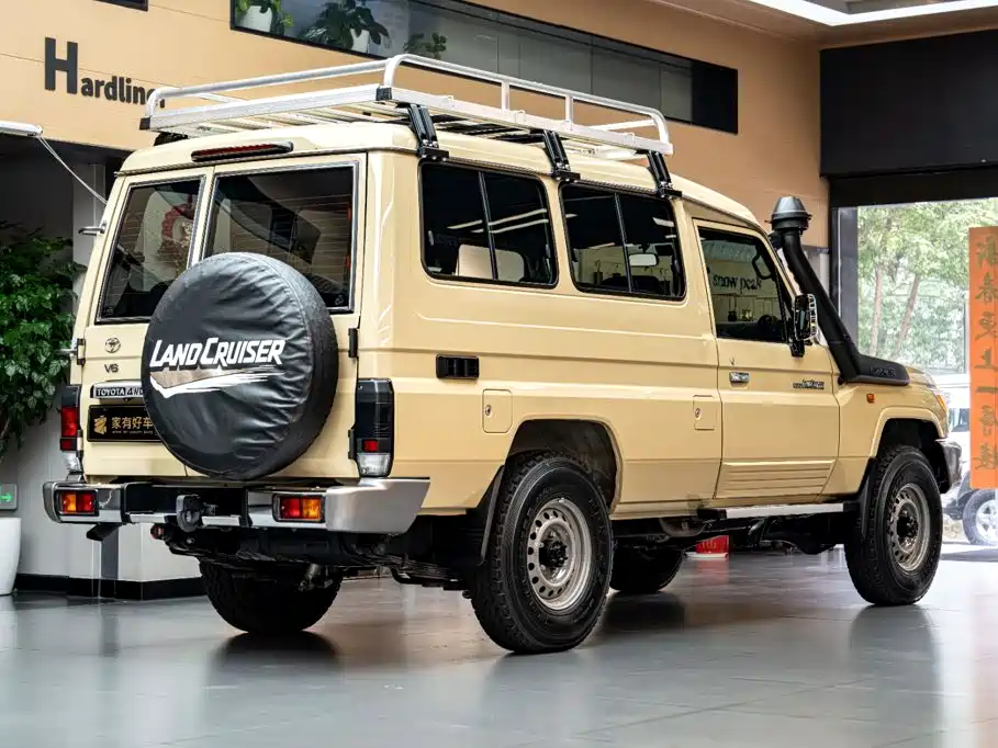 Toyota Land Cruiser — фото 4