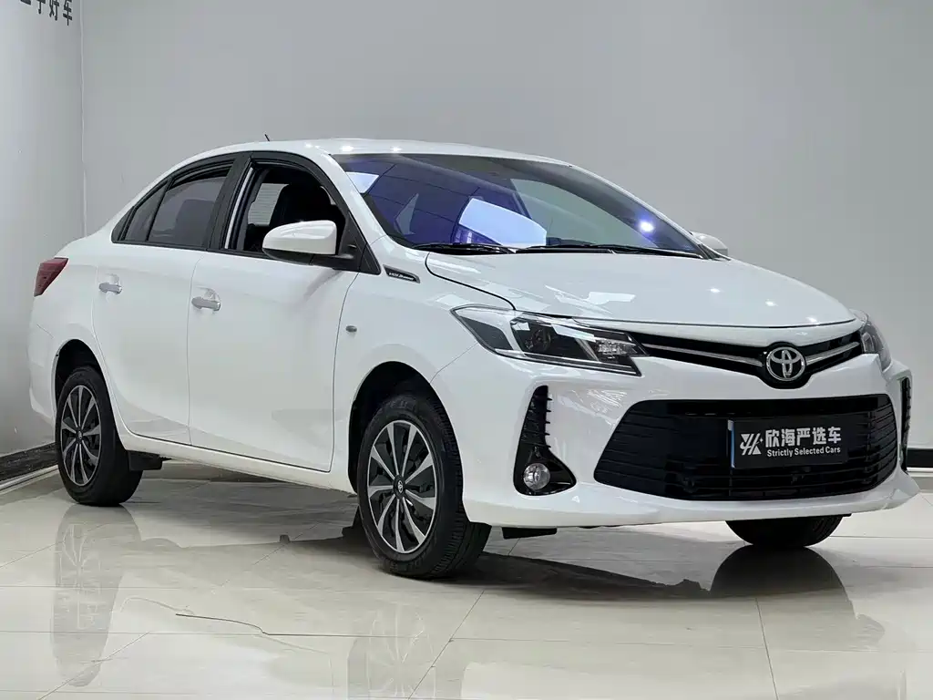 Toyota Vios — фото 3