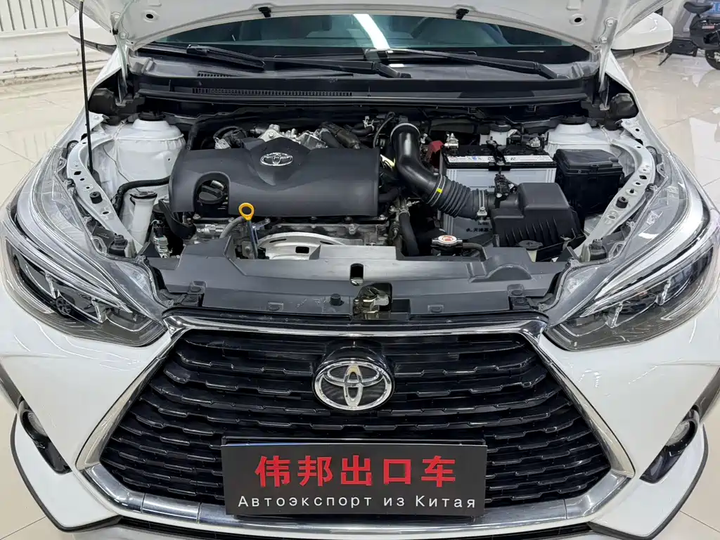 Toyota Yaris L — фото 19