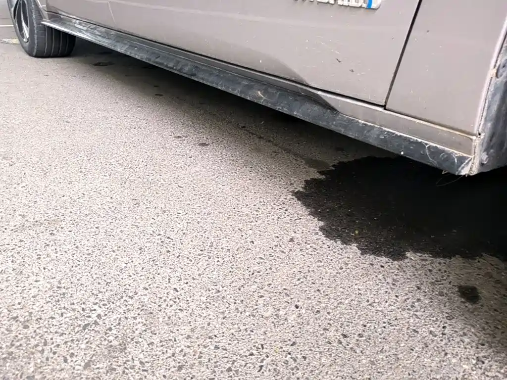 Toyota Granvia — фото 21