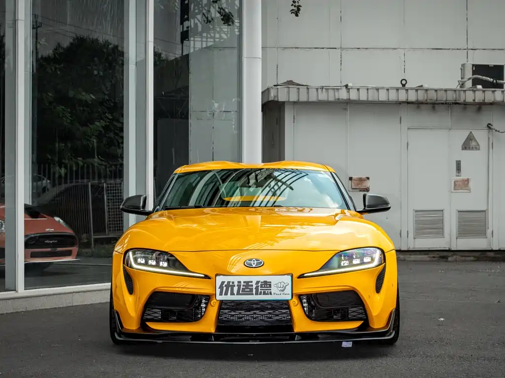 Toyota Supra — фото 2