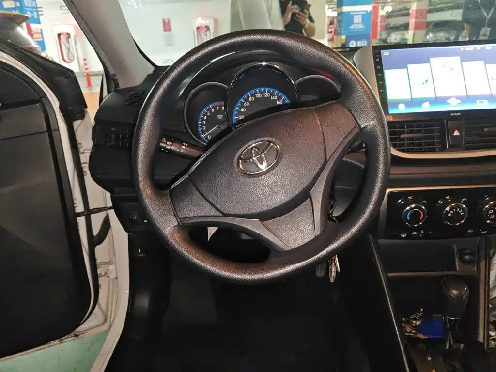Toyota Vios FS — фото 3