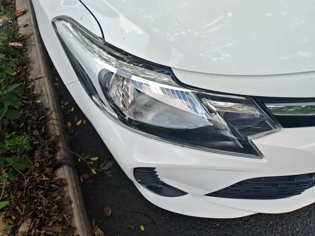 Toyota Vios — фото 11