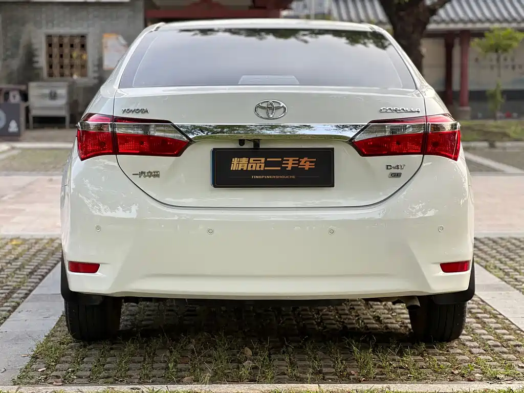 Toyota Corolla — фото 6