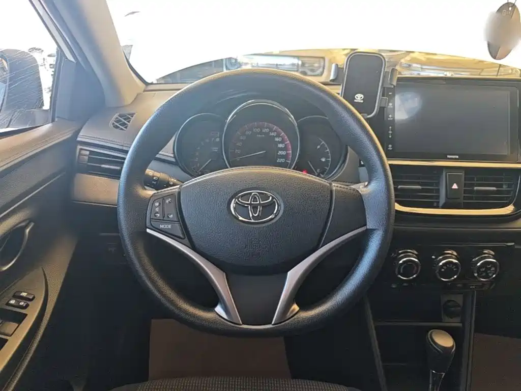 Toyota Vios FS — фото 11