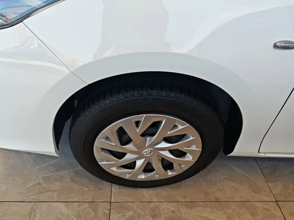 Toyota Vios FS — фото 23
