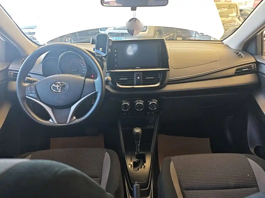 Toyota Vios FS — фото 10