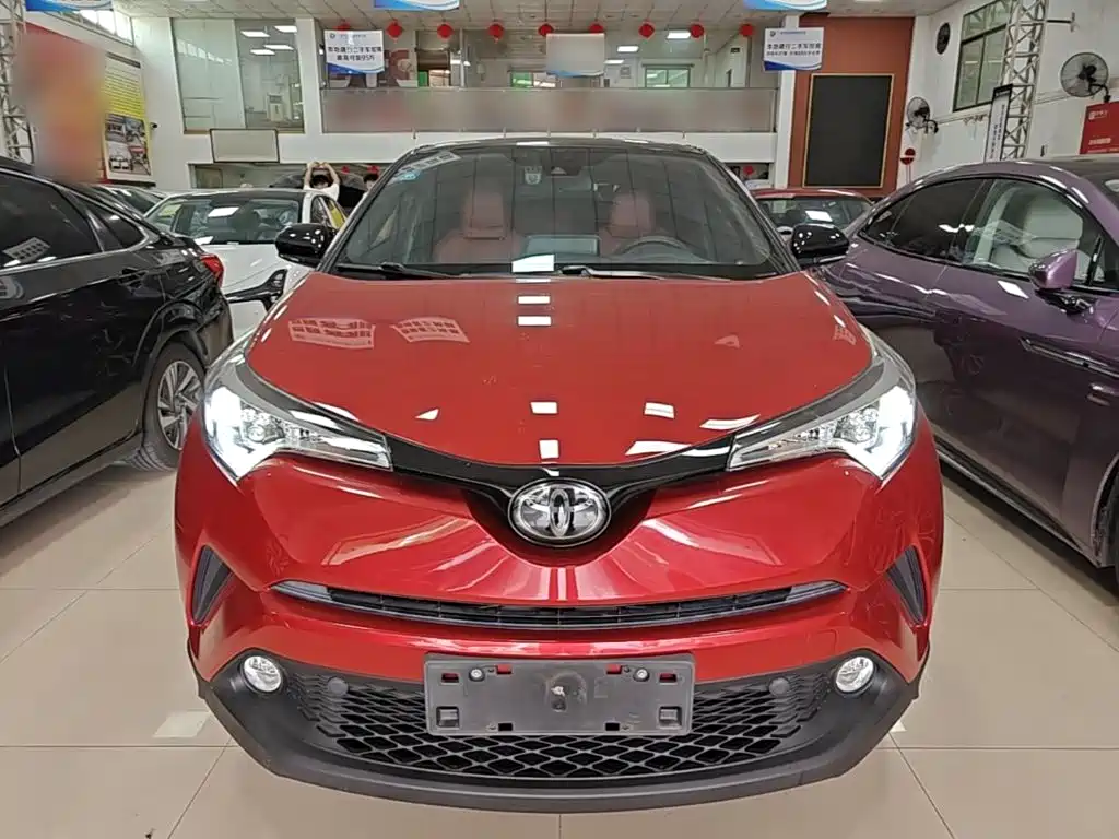 Toyota C-HR — фото 3