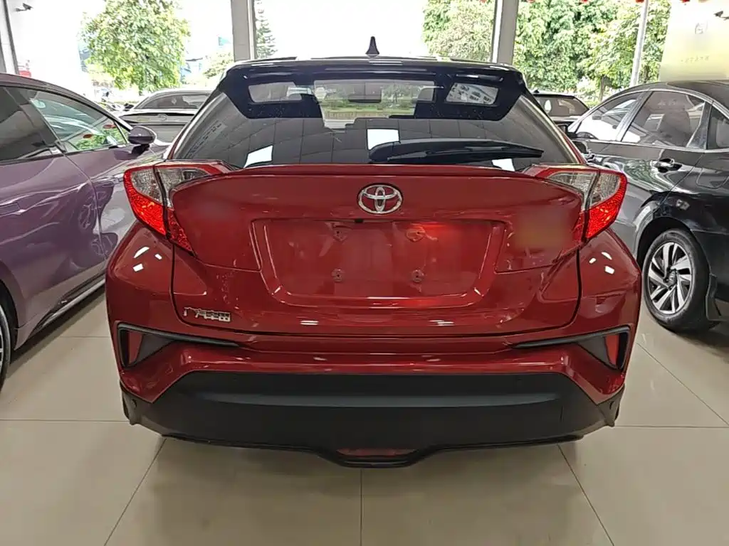 Toyota C-HR — фото 6
