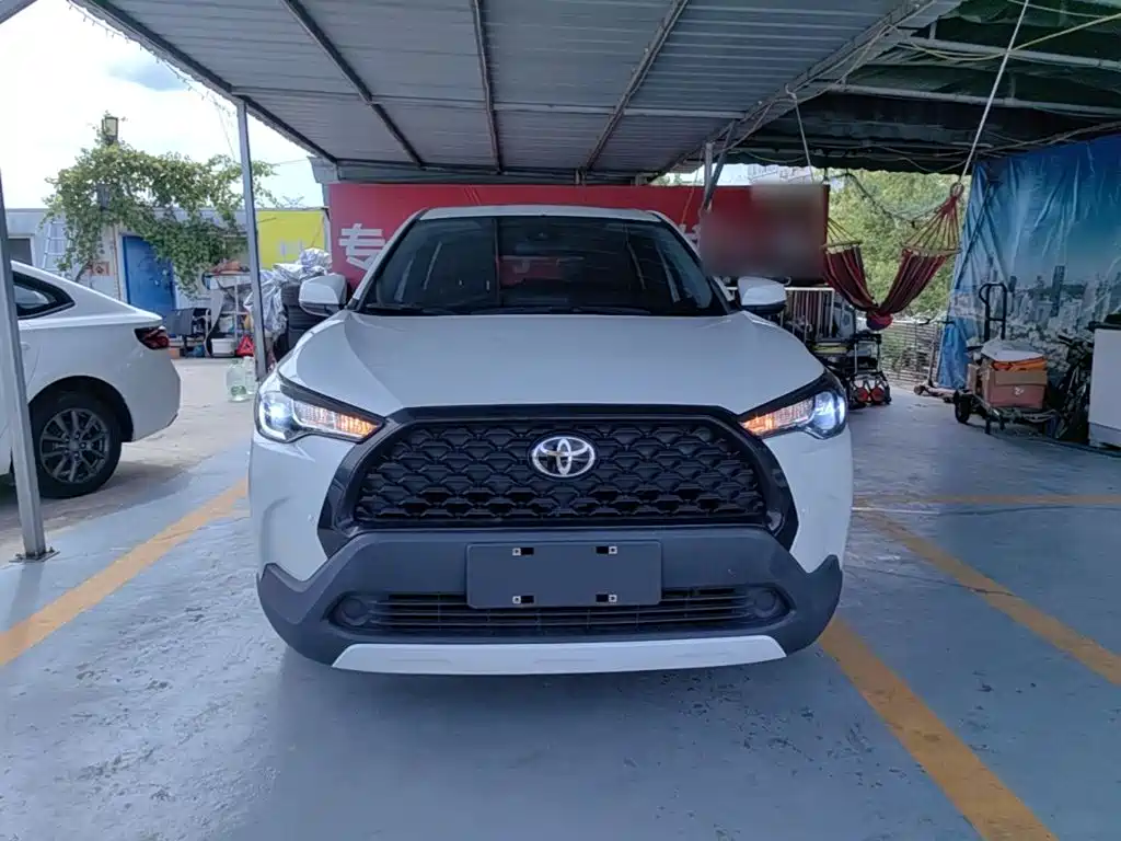 Toyota Corolla Cross — фото 3