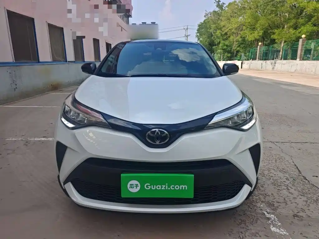 Toyota C-HR — фото 3