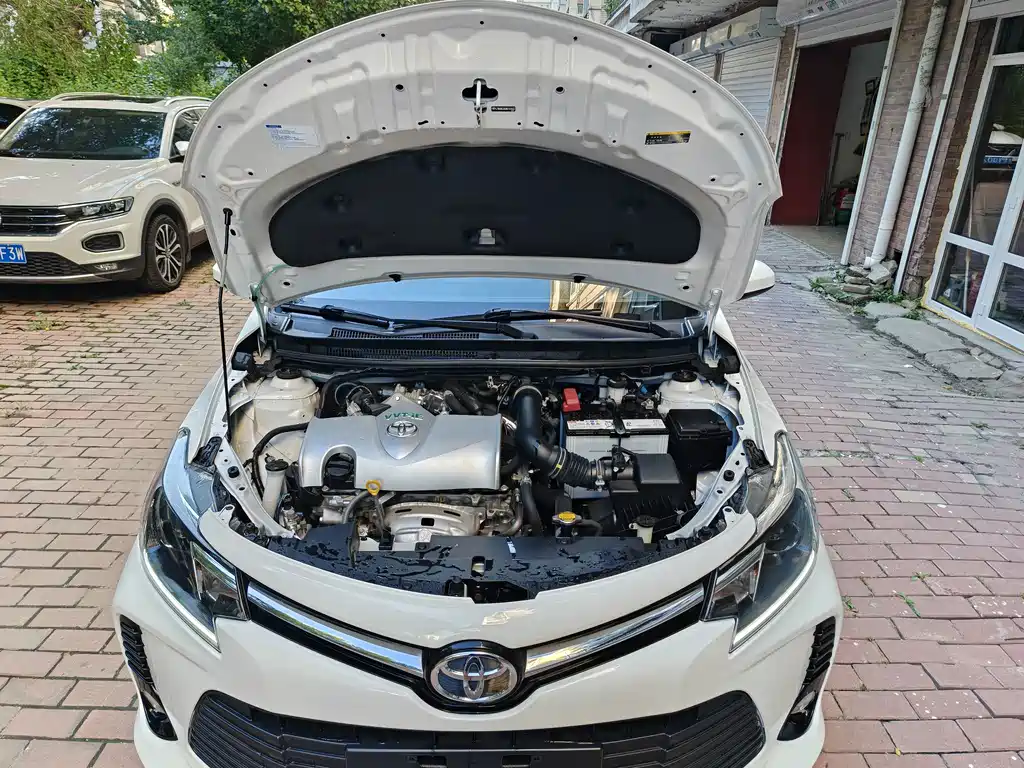 Toyota Vios — фото 6