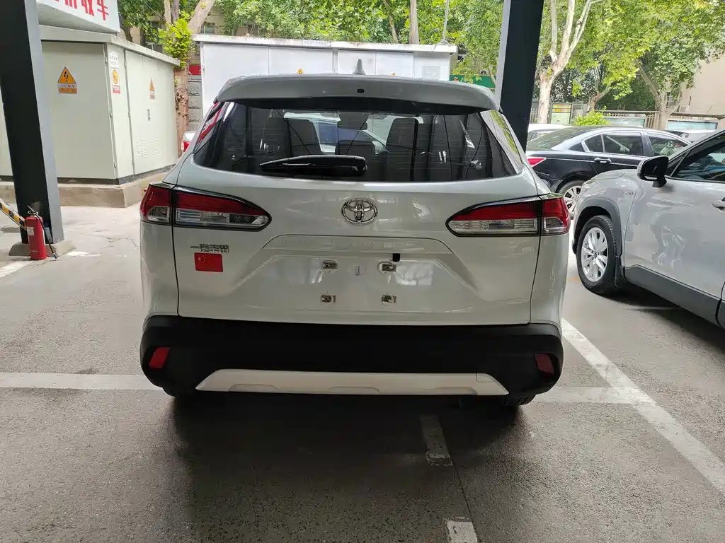 Toyota Corolla Cross — фото 15