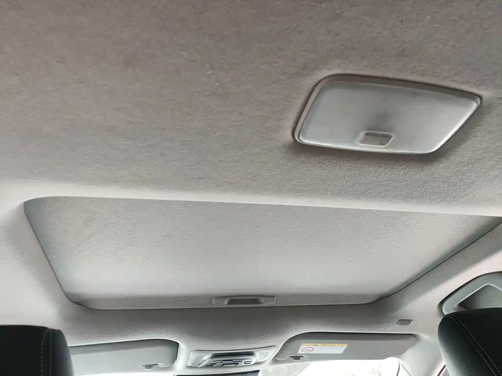 Toyota Corolla Cross — фото 7