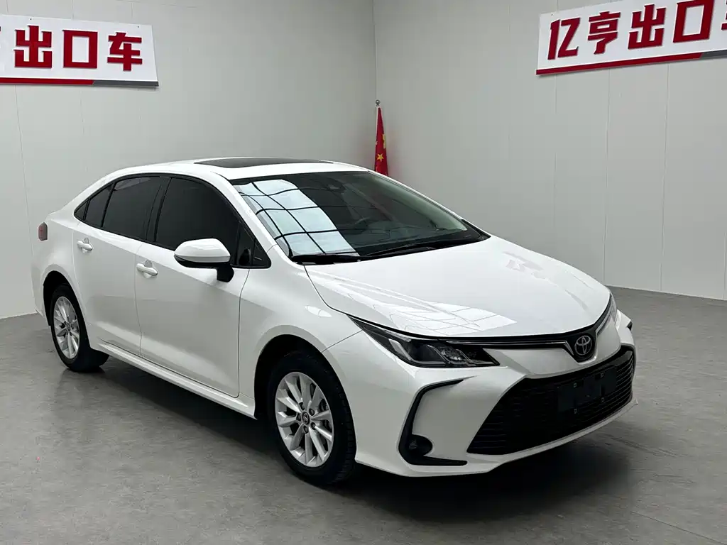 Toyota Corolla — фото 3