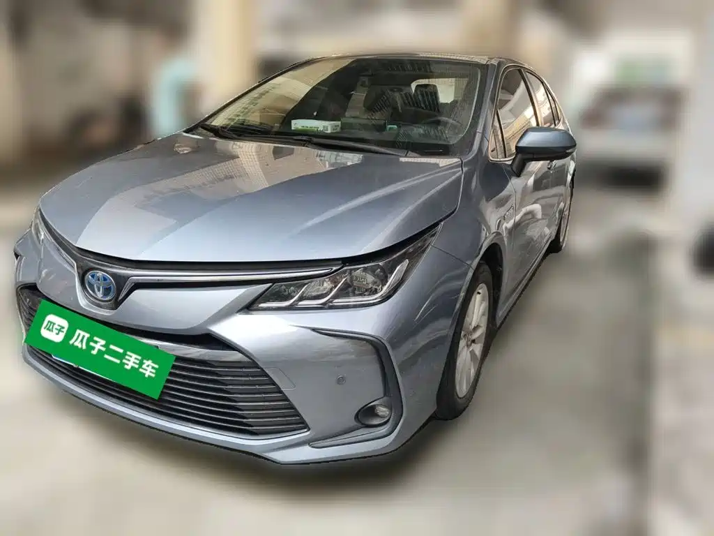 Toyota Corolla — фото 2