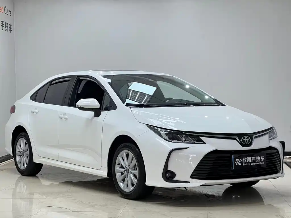 Toyota Corolla — фото 3