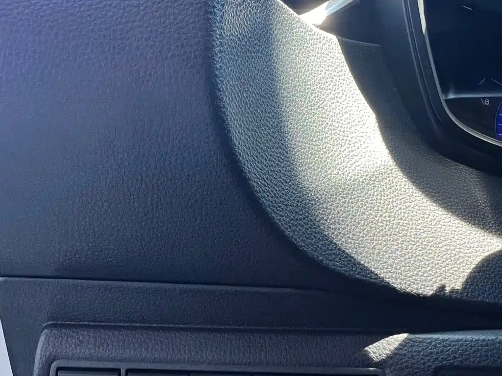 Toyota Corolla — фото 15