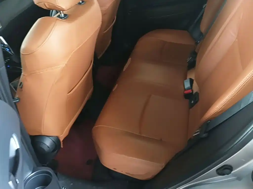 Toyota Corolla Cross — фото 17