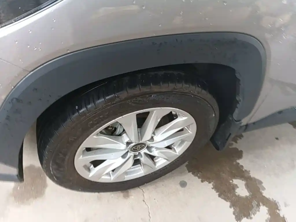 Toyota Corolla Cross — фото 23