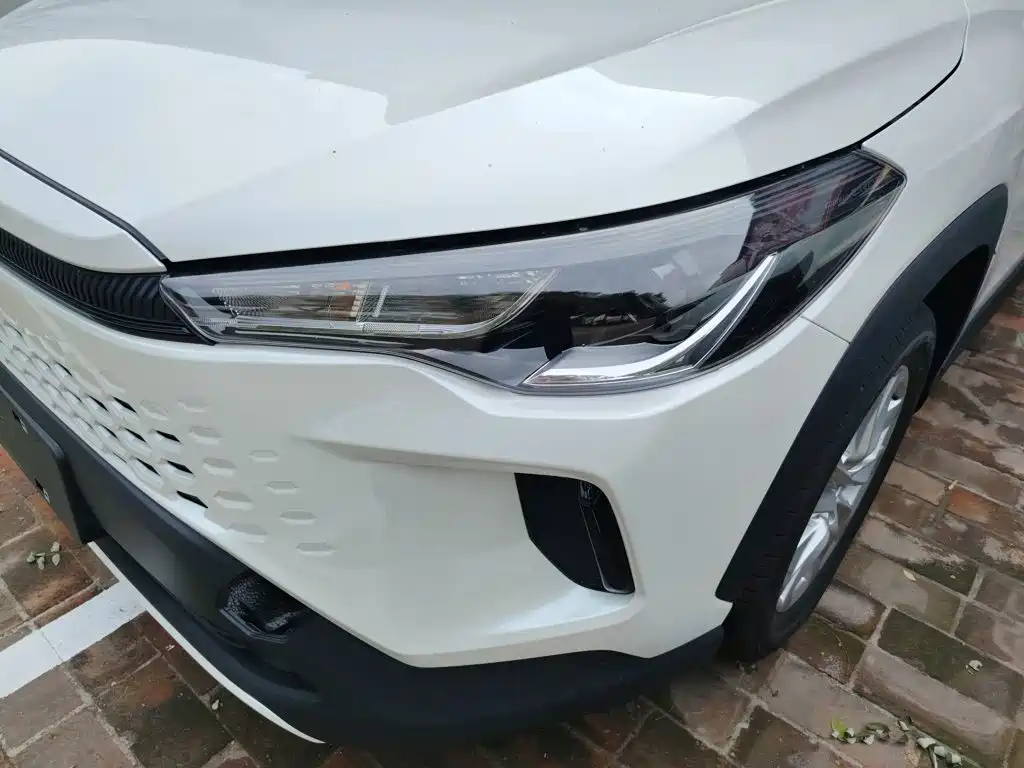 Toyota Corolla Cross — фото 3
