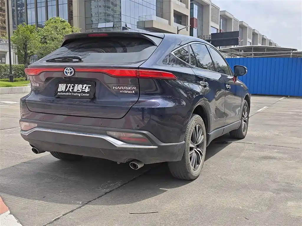 Toyota Harrier — фото 9