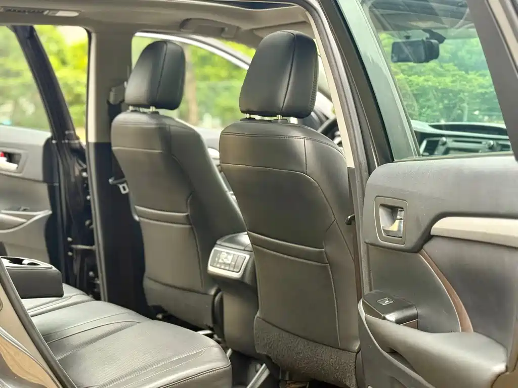 Toyota Highlander — фото 13