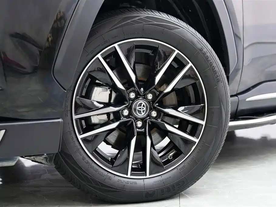 Toyota Wildlander New Energy — фото 3