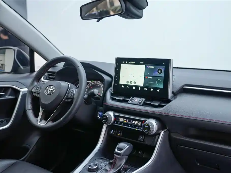 Toyota Wildlander New Energy — фото 8