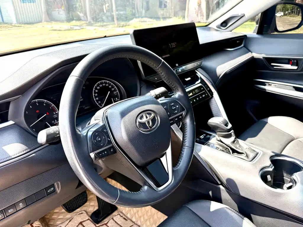 Toyota Venza — фото 9