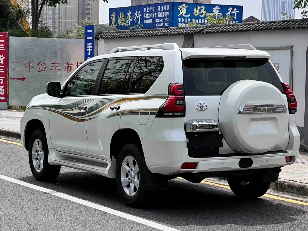 Toyota Prado (Import) — фото 6