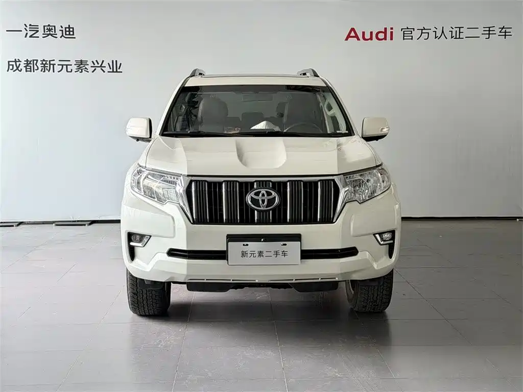 Toyota Prado — фото 2