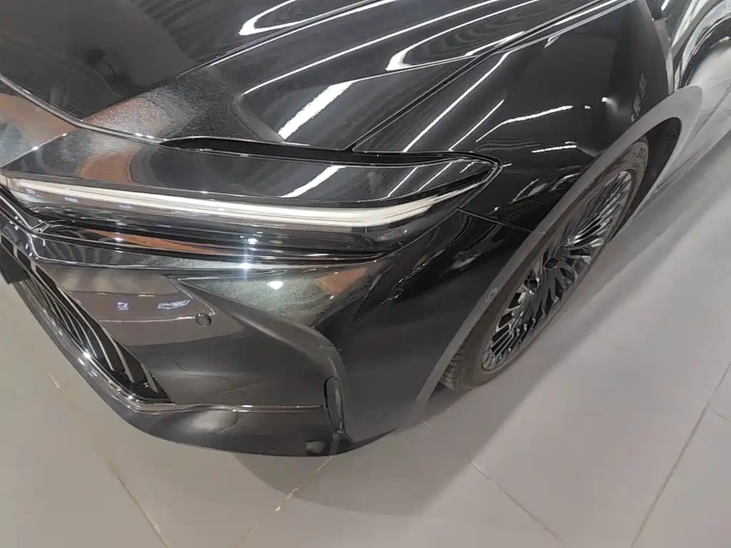 Toyota Crown (Import) — фото 24