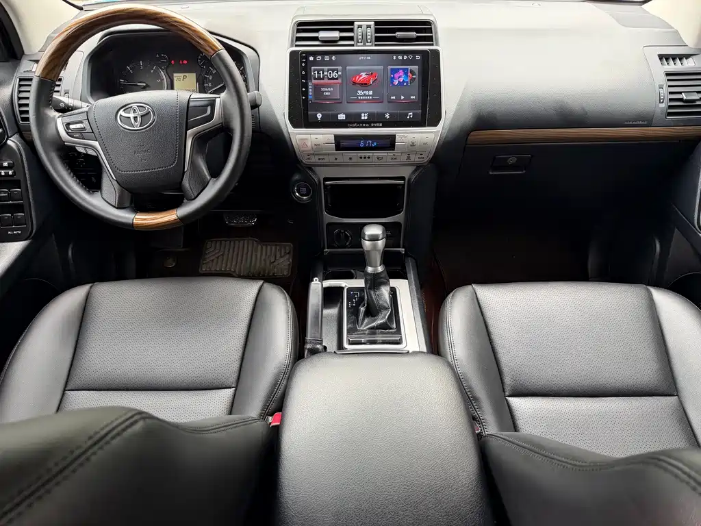 Toyota Prado (Import) — фото 4