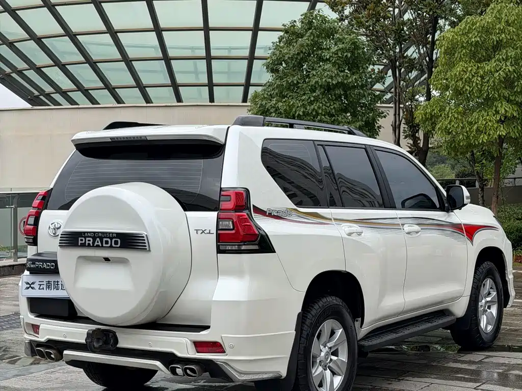 Toyota Prado (Import) — фото 9