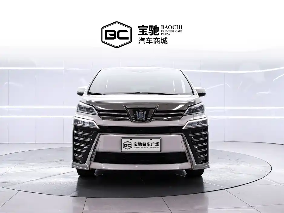 Toyota Vellfire — фото 2