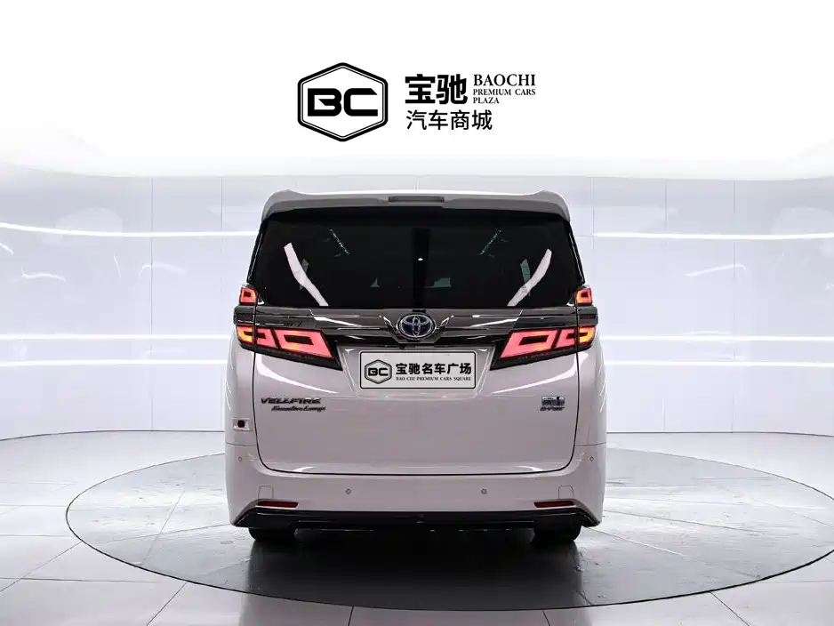 Toyota Vellfire — фото 4