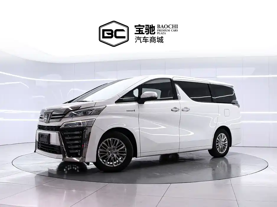 Toyota Vellfire — фото 1