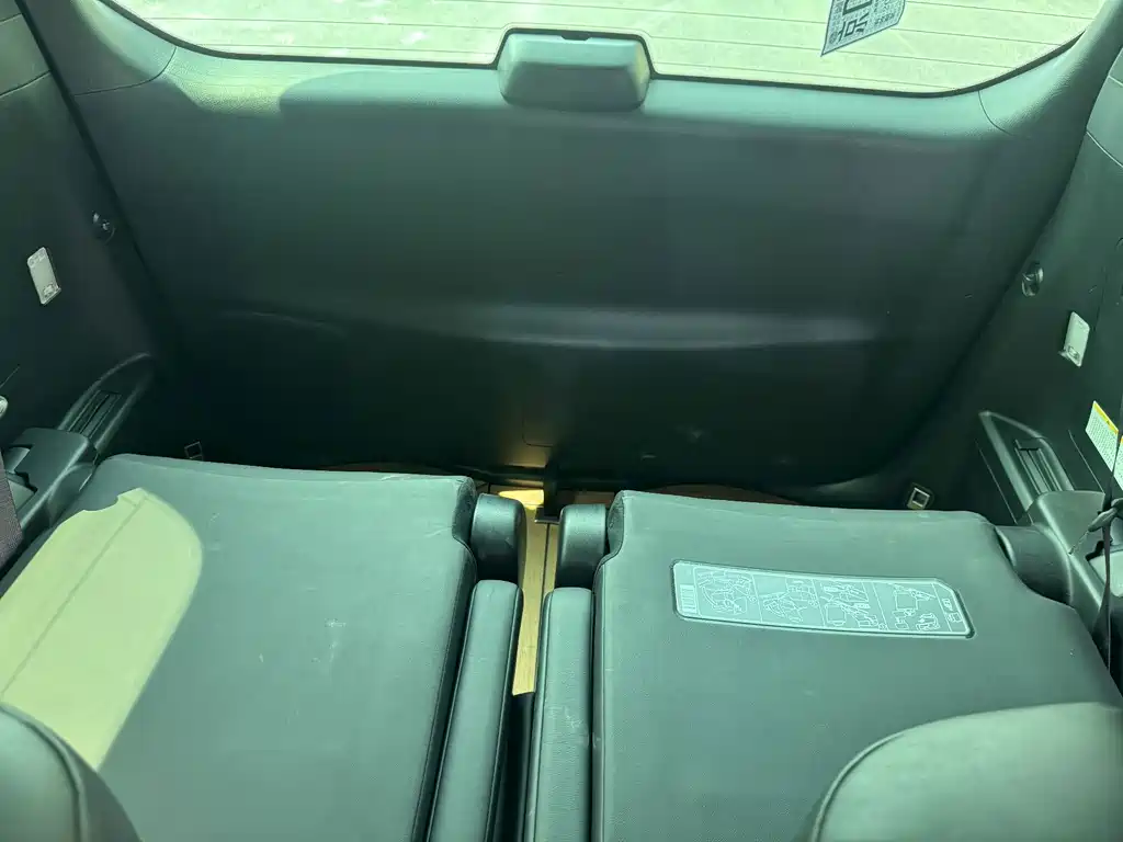Toyota Vellfire — фото 13
