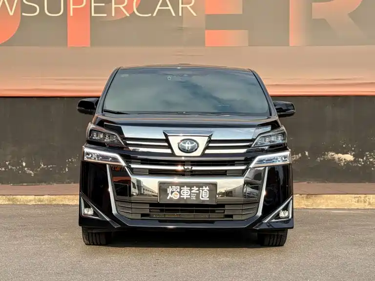 Toyota Vellfire — фото 2