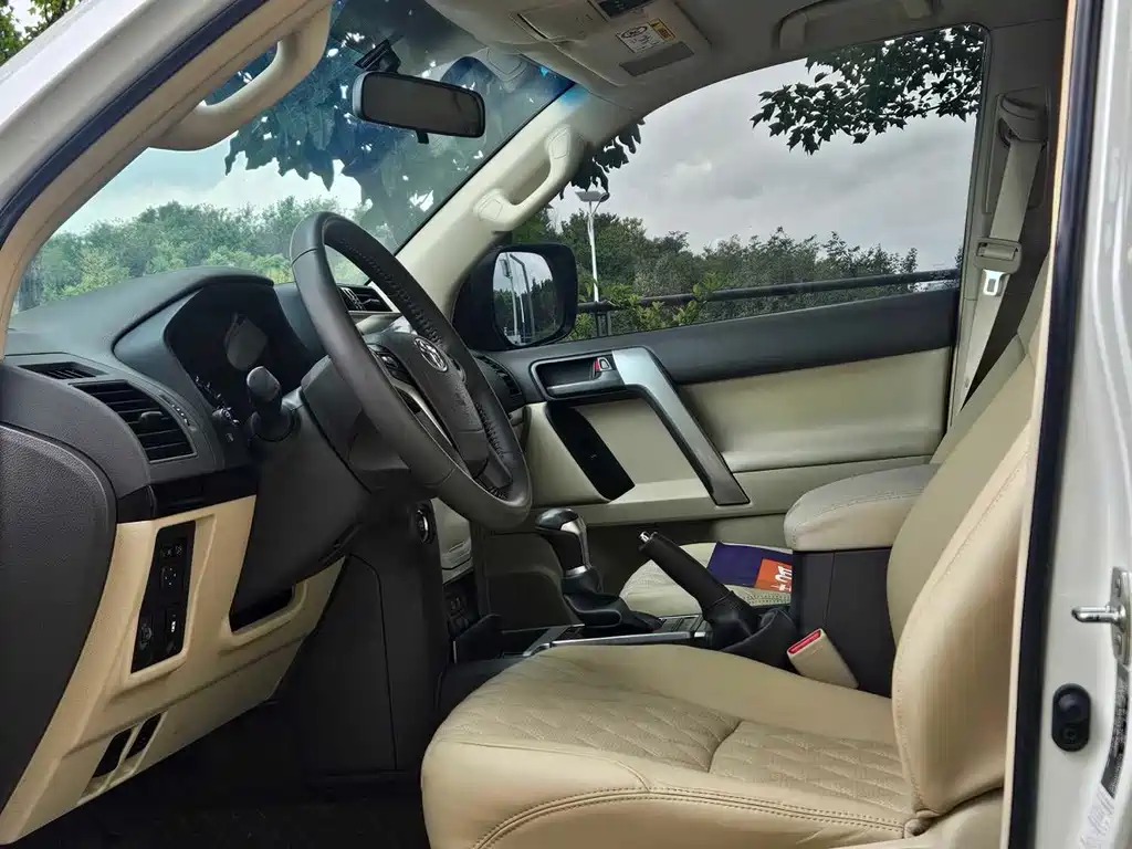 Toyota Prado (Import) — фото 12