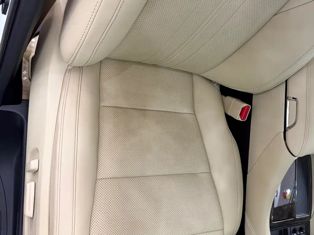 Toyota Alphard — фото 8