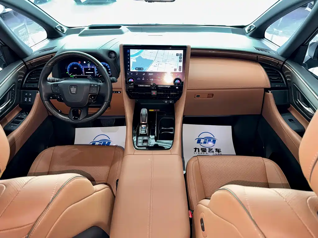 Toyota Vellfire — фото 7