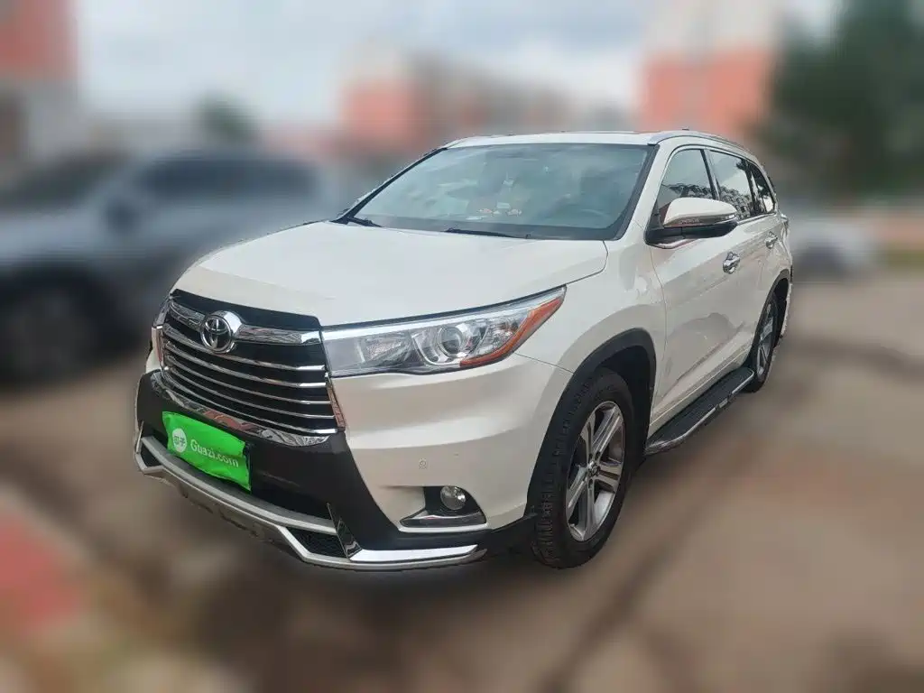 Toyota Highlander — фото 2