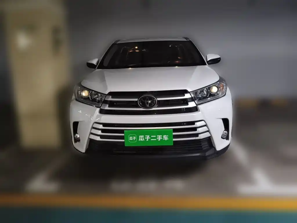 Toyota Highlander — фото 24