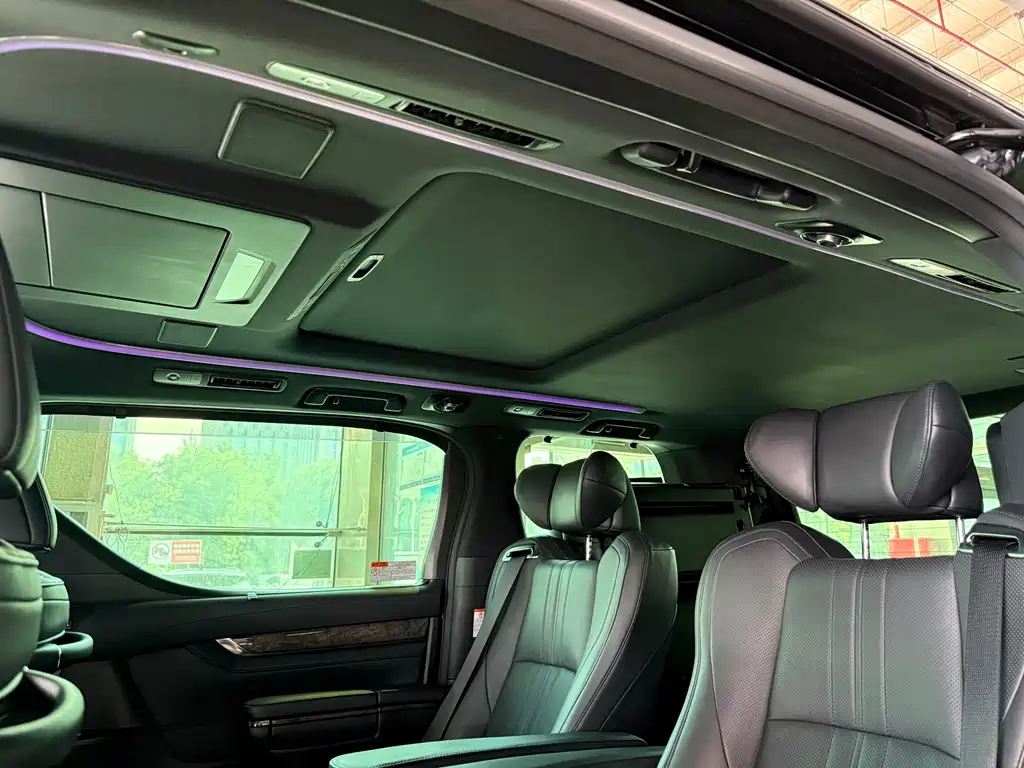 Toyota Vellfire — фото 13